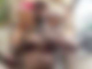 midnightmedli's Live Sex Cam Show