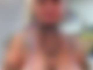 midnightmedli's Live Sex Cam Show