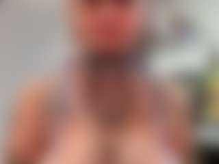 midnightmedli's Live Sex Cam Show