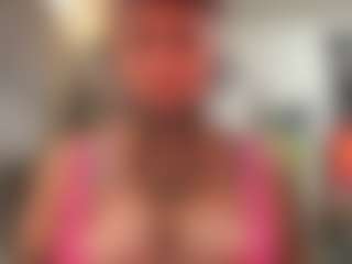 Show live cam dengan midnightmedli - Queen di Camsoda