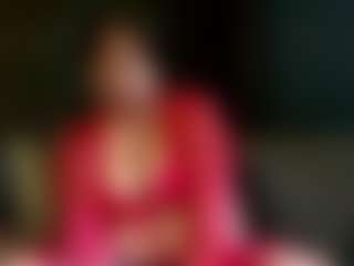 NativeCutee MILF webcam performer live streaming
