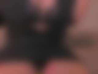 Live cam show with Nova Sinclair - Tanlines on boobsie.com