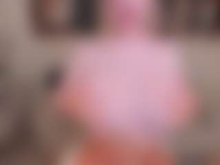 Live cam show with Nova Sinclair - Sucking on Free Soda