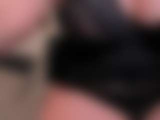 Live cam show with Nova Sinclair - Erotic Dance on Milfs Live