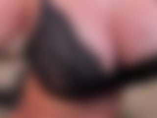 Live cam show with Nova Sinclair - Big Tits on TeamSkeetLive