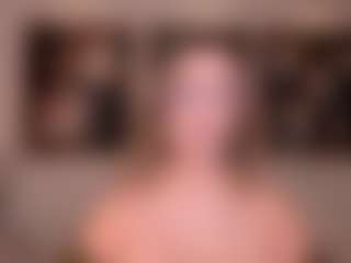 Live cam show with Nova Sinclair - Blonde Hair on SpankPalCams