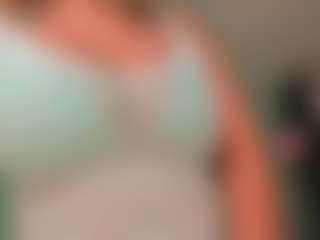 Live cam show with Nova Sinclair - Blonde Hair Curvy on Dare Cams