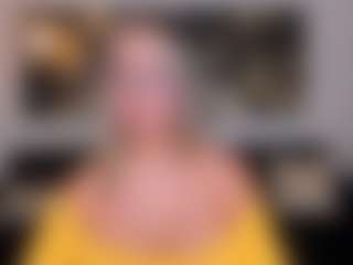Live cam show with Nova Sinclair - Brown Eyes on Streamer API
