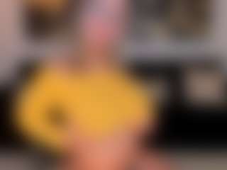 Live cam show with Nova Sinclair - Erotic Dance on AdultVida.com