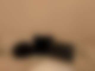 Live cam show with Nova Sinclair - Brown Eyes Big Tits on Chatstar