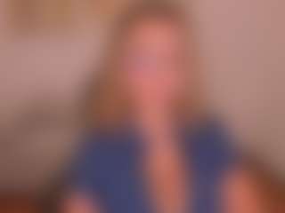 Live cam show with Nova Sinclair - Striptease on CamwithHer