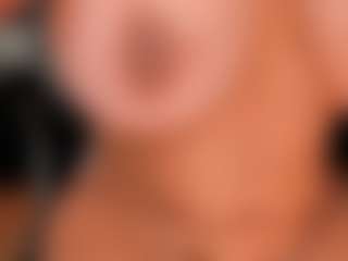 Live cam show with Nova Sinclair - Blonde Hair on CamwithHer