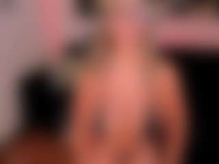 Live cam show with Nova Sinclair - Brown Eyes Blonde Hair on Camsoda