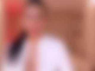 Live cam show with OrianaSilva - New Teen (18+) on justonemore.cc