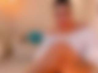 Live cam show with OrianaSilva - Body Massage on UwU Esports