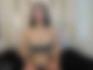 Live cam show with Rosse - Athletic White on x69.live | colombia