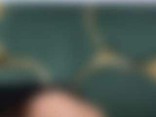 Live cam show with Rosse - Athletic Small Tits on wildcum.com