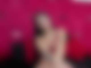 Live cam show with Rosse - Flash on Camsoda