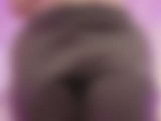 Live cam show with zury-tay - Toys on CamClone