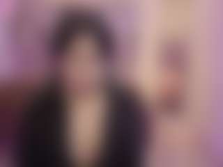 Live cam show with zury-tay - Ass Clapping on CamwithHer