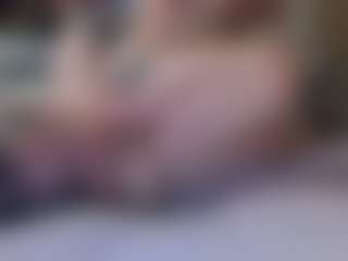 1sweetLips6969's Live Sex Cam Show