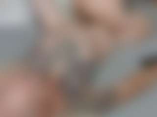1sweetLips6969's Live Sex Cam Show