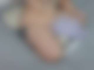 1sweetLips6969's Live Sex Cam Show
