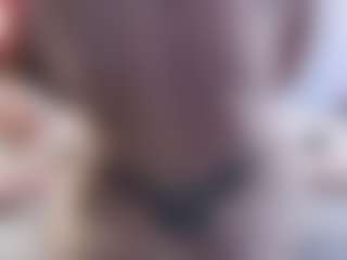 Live cam show with 1sweetLips6969 - Red Hair MILF on Hubzter Live