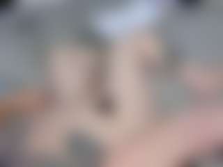 Live cam show with 1sweetLips6969 - Camel Toe on Uber Horny