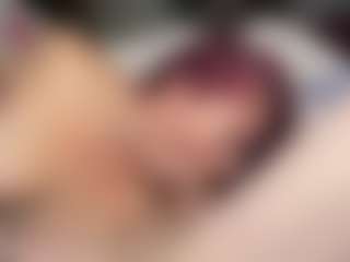 Live cam show with 1sweetLips6969 - Red Hair on Camsoda