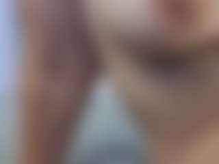 1sweetLips6969's Live Sex Cam Show