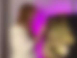 Live cam show with CelsaDibattista - New Petite on justonemore.cc