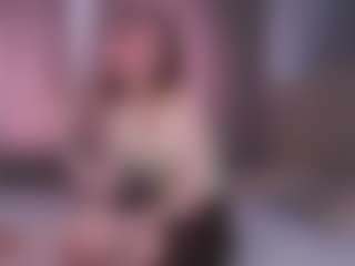 Live cam show with KateWahl - Petite on SinfulBabes
