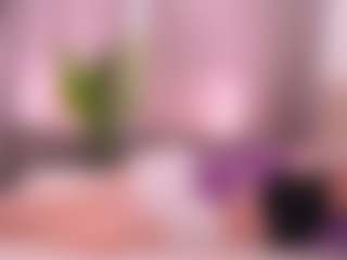 Live cam show with KateWahl - Glasses on CamClone