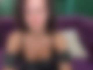 KiraSteel's Live Sex Cam Show
