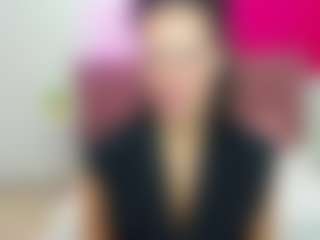 Live cam show with KiraSteel - Thong on Soda Cam