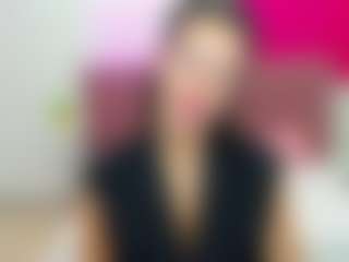 Live cam show with KiraSteel - Oil on Soda Cam