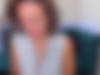 Live cam show with KiraSteel - Average on CamSodaAdn