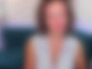 KiraSteel's Live Sex Cam Show