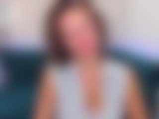 Live cam show with KiraSteel - Striptease on madthumbs