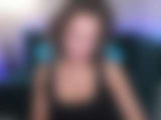 Live cam show with KiraSteel - Brown Hair MILF on TeamSkeetLive
