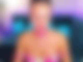 Live cam show with KiraSteel - Spank MILF on madthumbs