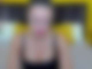 Live cam show with KiraSteel - Athletic MILF on slutload