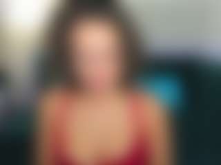 Live cam show with KiraSteel - Brown Hair on Dare Cams