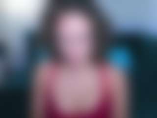 Live cam show with KiraSteel - Solo on madthumbs