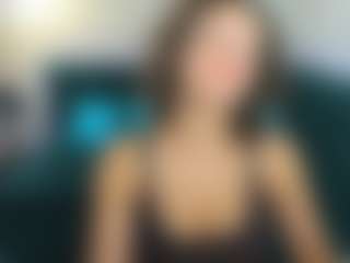 Live cam show with KiraSteel - Skinny on Camsoda