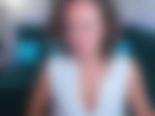 KiraSteel's Live Sex Cam Show