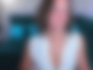 KiraSteel's Live Sex Cam Show
