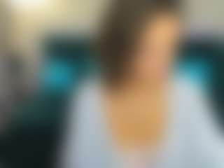 Live cam show with KiraSteel - Skinny MILF on 1on1-livenow