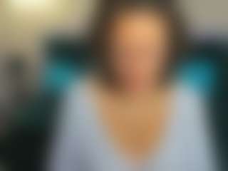 KiraSteel's Live Sex Cam Show